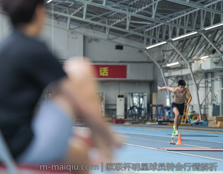 欧联杯明星球员转会行情解析